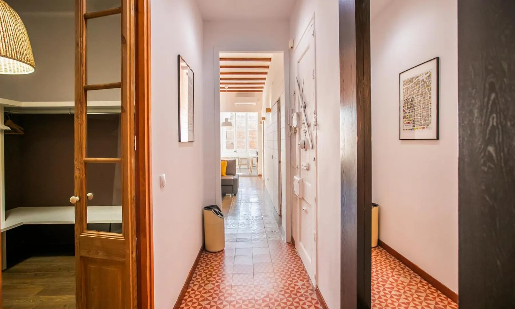 Por1100 - Apartment In The Heart Of Gracia Barcelona Spain
